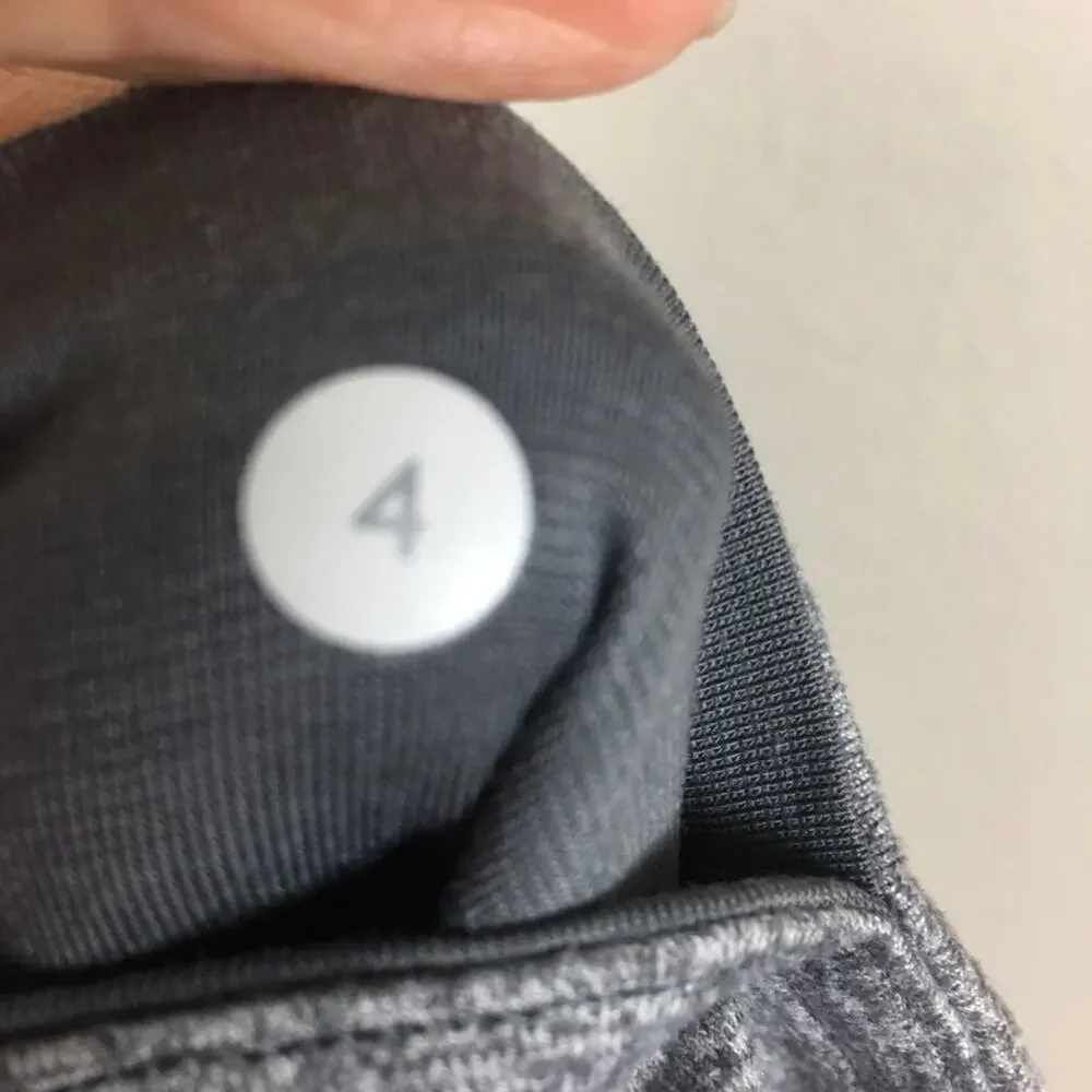 Lululemon Gray Cropped Athletic  Leggings 4